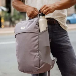 Arcane Large Day Backpack 21L