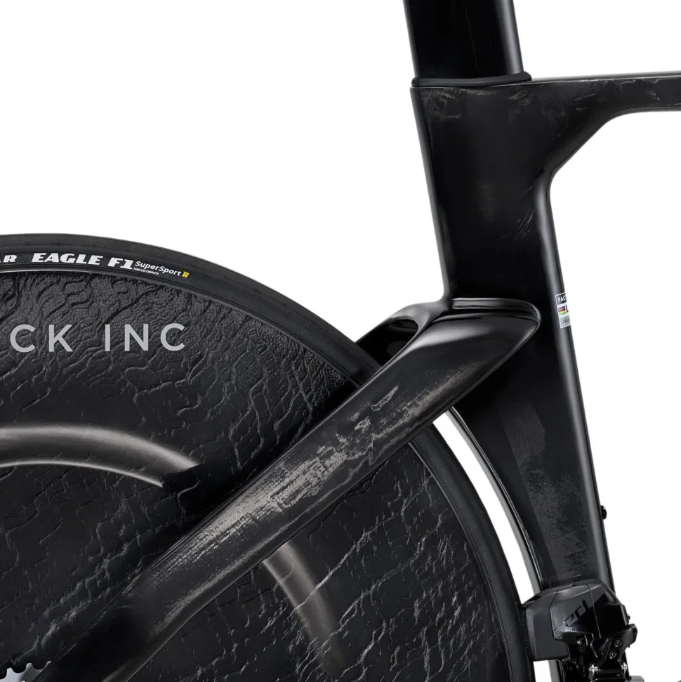 HANZO Red AXS Black Inc Zero/Three TT/Triathlon Bike