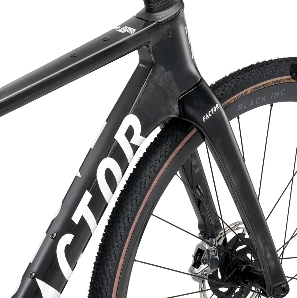 OSTRO Gravel Red AXS Gravel Bike