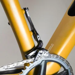 1x Bottle Cage Mount Race Chain Guide
