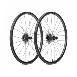X1 105 Disc Road Bike & Scope R3 Carbon Wheelset Bundle